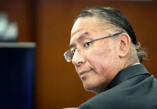 بازیگر «رقصنده با گرگ‌ها» به حبس ابد محکوم شد