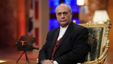 بهمن دان در جمع امدادگران هلال‌احمر