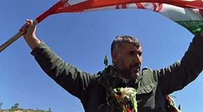 لحظه تاریخی آزادی خلبان شهید حسین لشگری پس از سال‌ها اسارت + فیلم