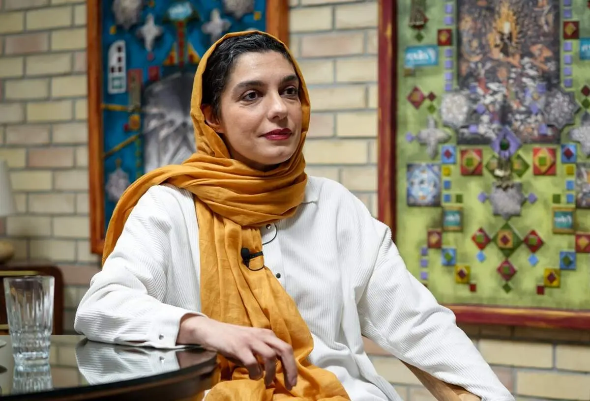 تصاویری جذاب از الیکا عبدالرزاقی و هومن حاجی عبداللهی در پشت صحنه شاه لیر
