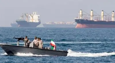 تنش در آب‌های جنوب؛ شهادت نیروهای سپاه در پی حمله هوایی آمریکا