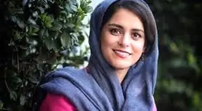 استایل کلاسیک غزل شاکری؛ ترکیب هوشمندانه توربان و پیراهن گره‌دار