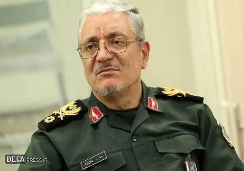 سرپرست وزارت دفاع ایران با وزیر دفاع ترکیه گفتگو کرد