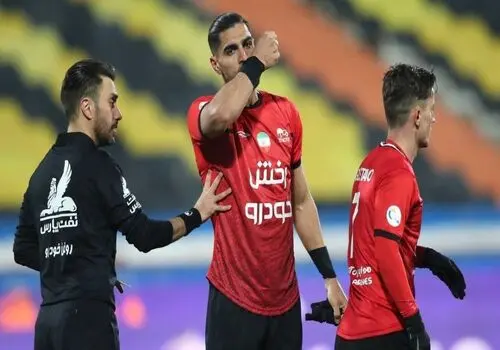 مهاجم پرسپولیسی جدیدترین لژیونر فوتبال ایران!