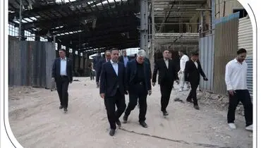 بازدید سرپرست بانک صادرات ایران از کارخانه آسیب‌دیده از جنگ؛ تأکید بر نقش بانک صادرات ایران در نوسازی اقتصاد پس از جنگ و اشتغال‌زایی پایدار