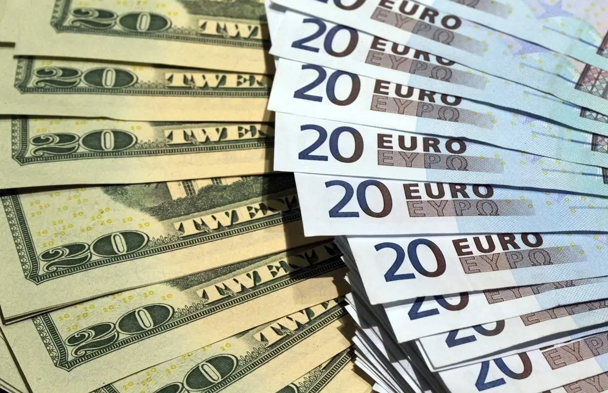 قیمت دلار امروز شنبه ۳ آبان ۱۴۰۴ + جدول