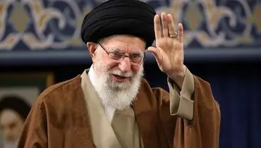 حج امسال، حج برائت است؛ با آمریکا نمی‌شود با روی خوش و ملایمت رفتار کرد