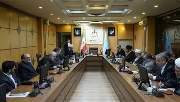 بررسی ابعاد حقوقی، قضایی و رسانه‌ای فعالیت رسانه‌های معاند با حضور قضات دیوان عالی کشور و حقوقدانان برجسته/ تاکید بر بهره‌گیری از ظرفیت نخبگان برای ارائه راهکارهای عملی و مبتنی بر قانون 