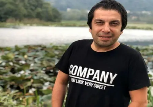 عباس جمشیدی فر عزادار شد