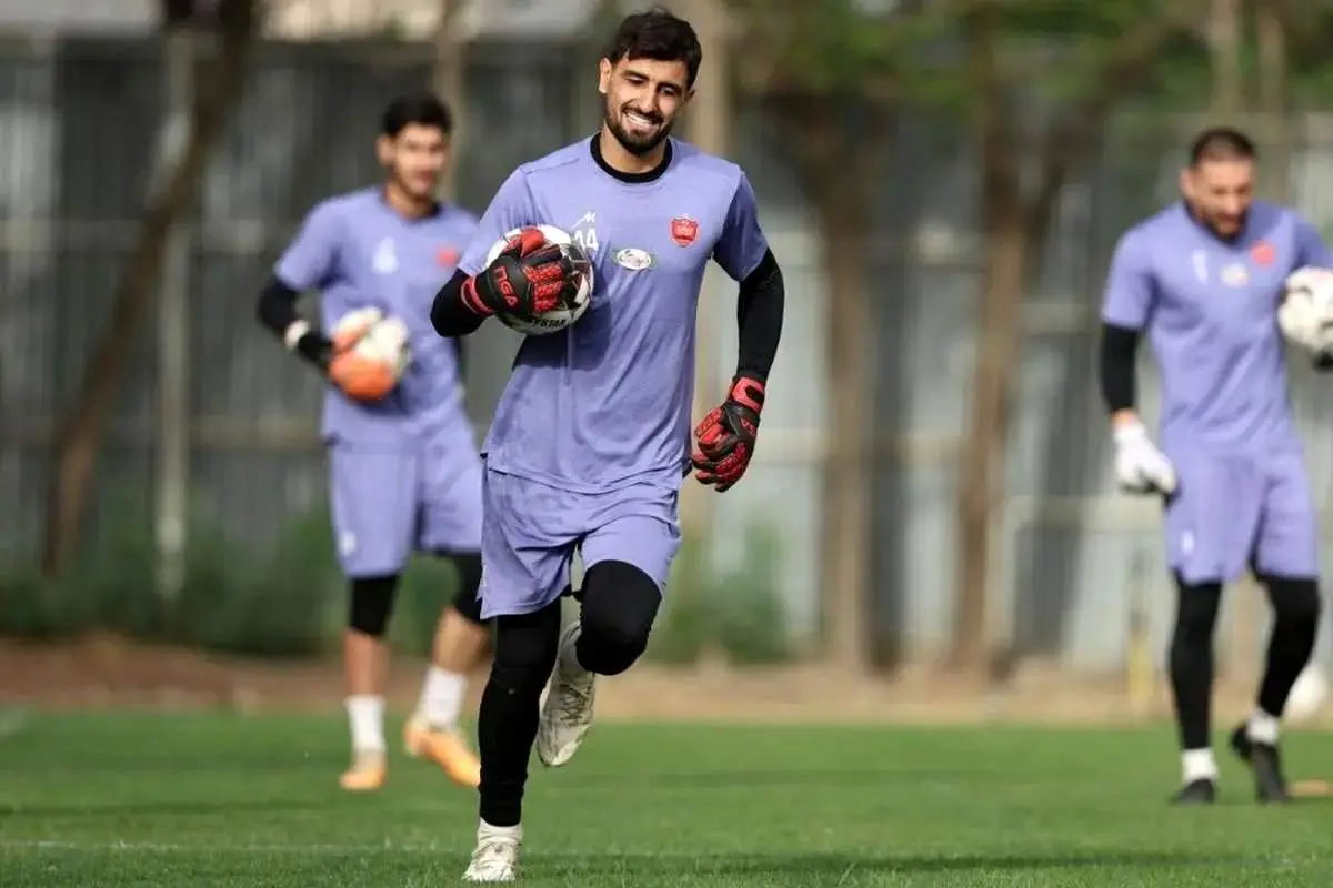 خداحافظی رسمی دروازه بان پرسپولیس + عکس