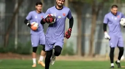 خداحافظی رسمی دروازه بان پرسپولیس + عکس