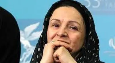 گلاب آدینه در شب تجلیل از او: تسلیت برای حادثه بندرعباس!