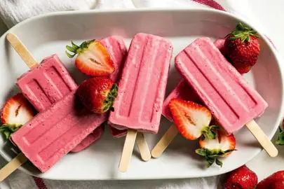 طرز تهیه  دسر خنک تابستانی  فقط با ۳ ماده اولیه 