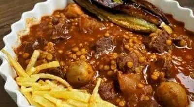 طرز تهیه قیمه بادمجون یا سیب زمینی
