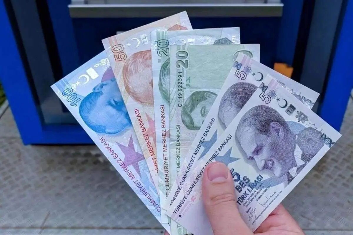 قیمت لیر، امروز چهارشنبه ۲۸ آبان ۱۴۰۴