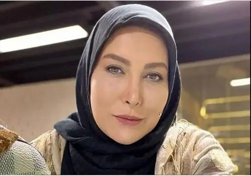 استایل شیک و زیبا از فریبا نادری در کنار علی زندوکیلی!