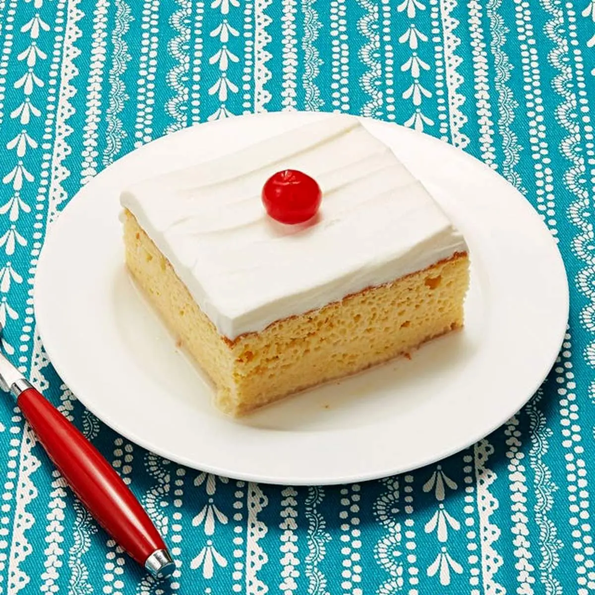 دستور کامل کیک اسفنجی مرطوب و رؤیایی برای مهمانی‌ها