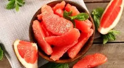 چرا بتاید گریپ فروت را با احتیاط بخورید؟
