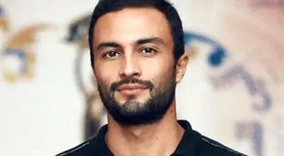امیر جدیدی با عکسی در آغوشِ جمشید هاشم‌پور آفتابی شد