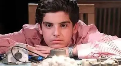 استایل کریسمسی بازیگر سریال «بچه مهندس»