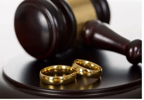 انتقاد وزیر کار از طرح کاهش مهریه به 14 سکه/ موجب تشدید فقر زنان سرپرست خانوار می‌شود
