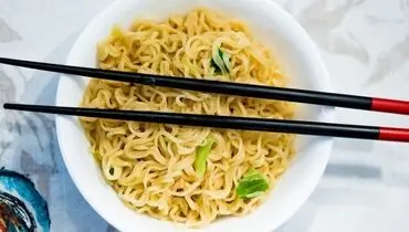  نودل‌های فوری چه بلایی بر سر کودک شما می آورد؟