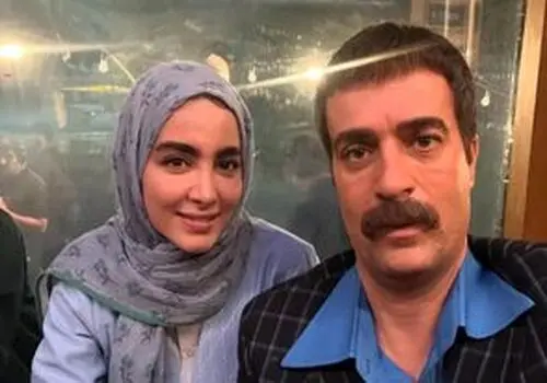سنا حسینی با عکس قدی خود در باشگاه غوغا کرد