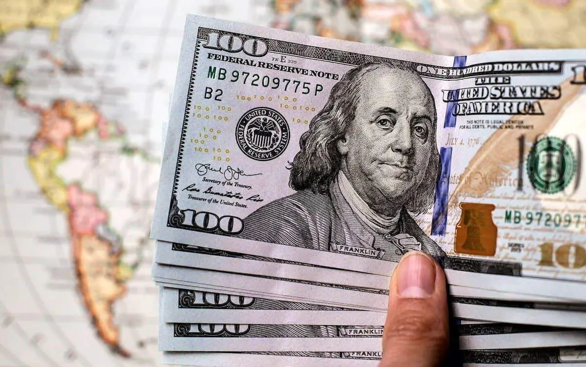 پیش‌بینی روند دلار در ۳۰ مهر؛ ثبات یا نوسان؟