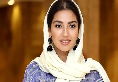 عاشقانه جدید مونا کرمی با پسرش 