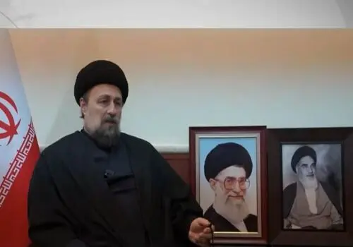 حضور توجه‌برانگیز خانم بازیگر در ختم خواهر خاتمی