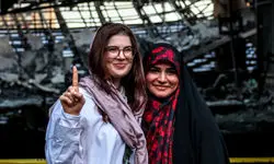 استایل دو خبرنگار خارجی در امامزاده صالح در سایت‌های خبری جنجالی شد