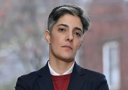 ممدانی با دستی بر قرآن، به عنوان شهردار جدید نیویورک سوگند خورد

