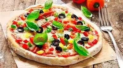  طرز تهیه یک پیتزای رژیمی و کم کالری