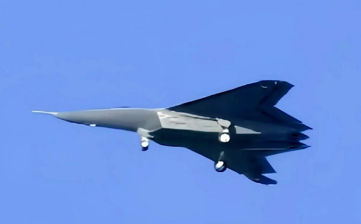 مشخصات جنگنده رادارگریز بدون دم جی-50 چین + تصاویر