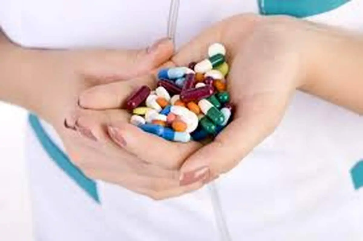 عوارض و خطرات استفاده از داروهای بزرگسالان برای کودکان
