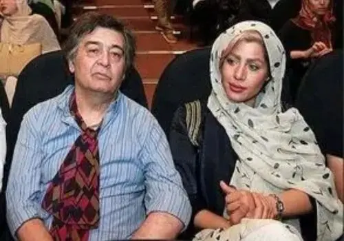 «افسانه بایگان» 31 ساله در حال قایق‌سواری با «رضا رویگری»؛ دهۀ 70
