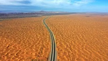 معما در بیابان؛ پیدا شدن یک شیء عجیب داغ! + عکس
