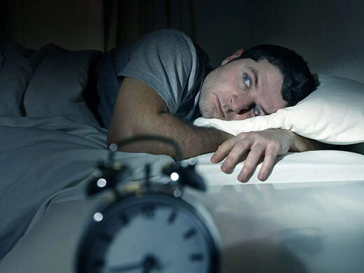 با مشکل بی‌خوابی شبانه چه کنیم؟+ اینفوگرافیک