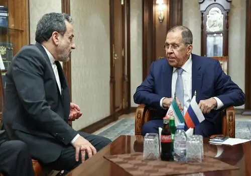 آنچه در دیدار عراقچی و لاوروف گذشت

