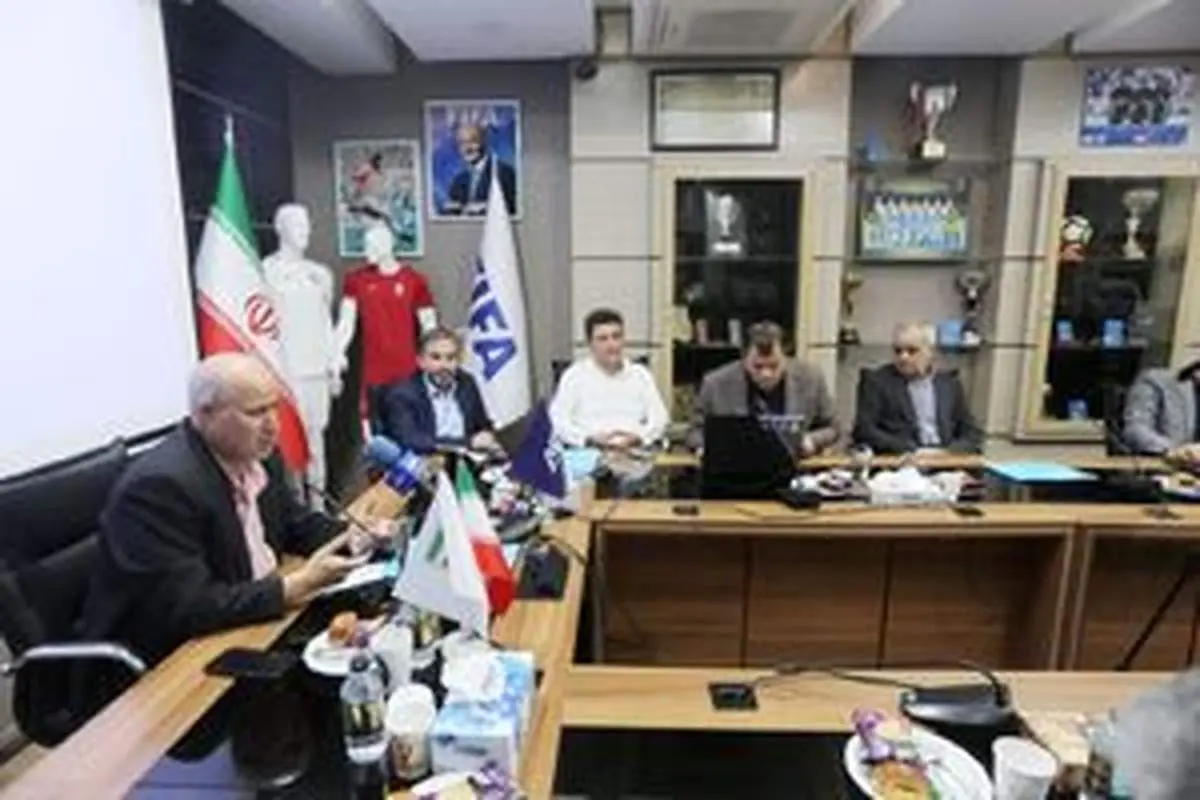 قلعه‌نویی فهرست پنالتی زن‌ها را رو کرد/ تاج: با هیچکس تعارف نداریم