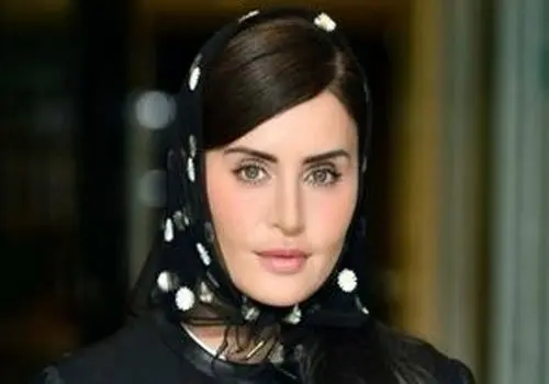 الناز شاکردوست و نیما شعبان‌نژاد در یک پشت صحنه