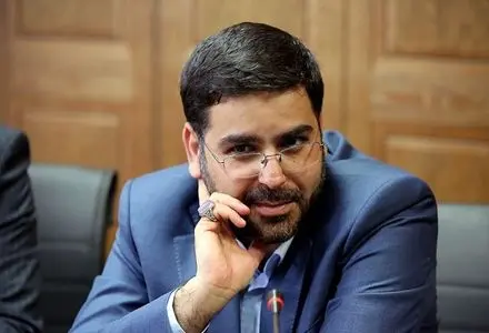 واکنش مشاور عراقچی به خبرسازی درباره پرواز وزیر خارجه