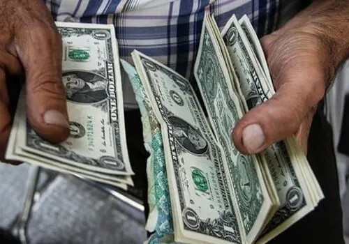 قیمت دلار و یورو امروز ۴ تیر ۱۴۰۴ + جدول
