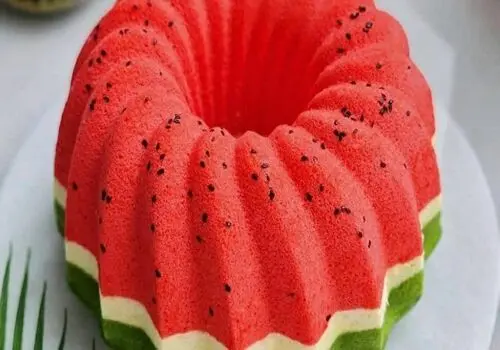 روش تهیه کیک سه‌ماده‌ای که همه را شگفت‌زده کرد
