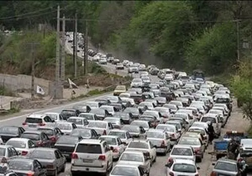 
ترافیک سنگین در چالوس؛ مسافران از مسیر هراز و فیروزکوه استفاده کنند
