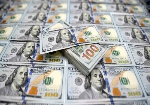 پیشبینی قیمت دلار در ۵ آبان؛ آیا ثبات بازار ادامهدار خواهد بود؟