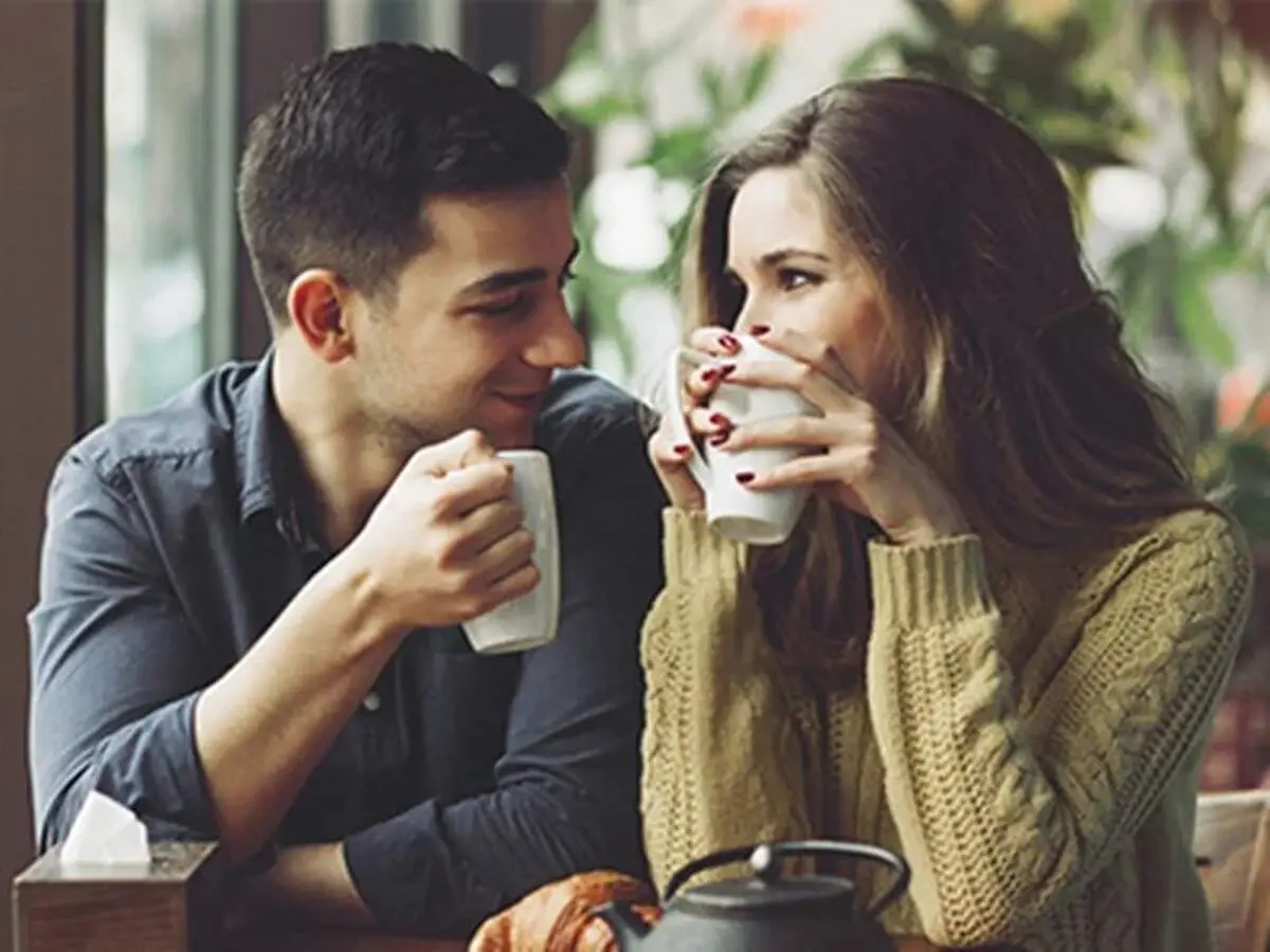 ۴۰ سؤال کاربردی برای نزدیکی عاطفی زوجین

