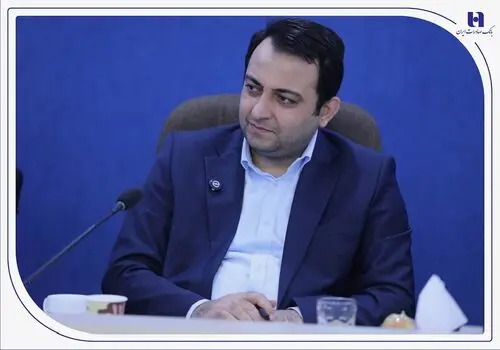 ظریف: با استاد فرشچیان خیلی به دنیا فخر فروختم

