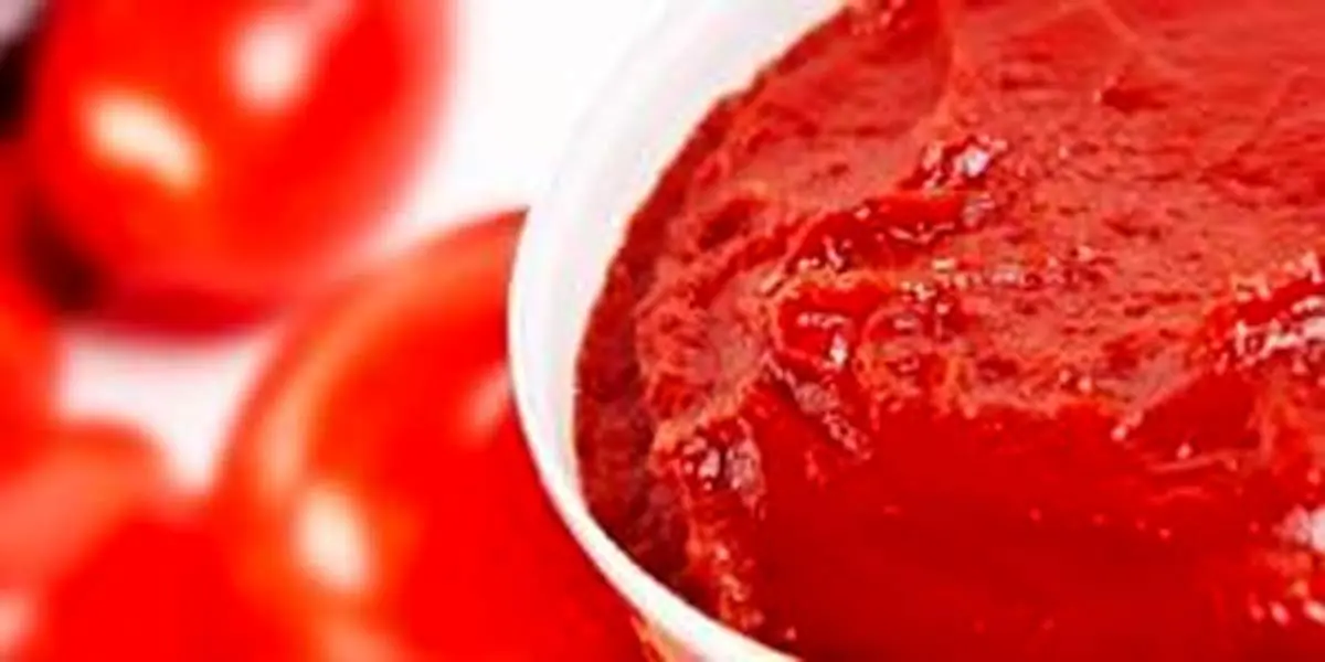  رب گوجه چگونه به سلامت پوست و مو کمک می کند؟