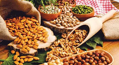 آجیل پاییزی با طعم گرانی؛ جهش قیمت خشکبار در ۱۲ آبان ۱۴۰۴